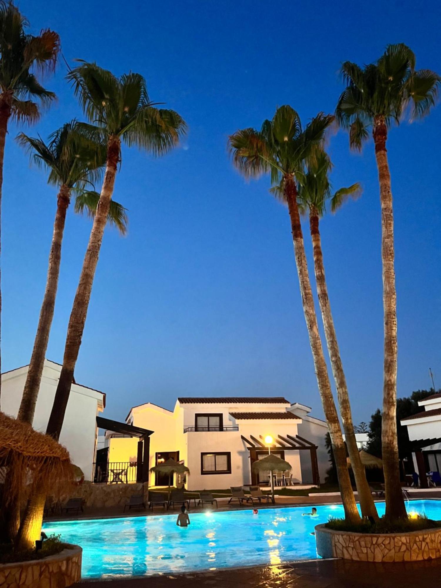 Nuramar Aparthotel Cala'N Bosch  Extérieur photo
