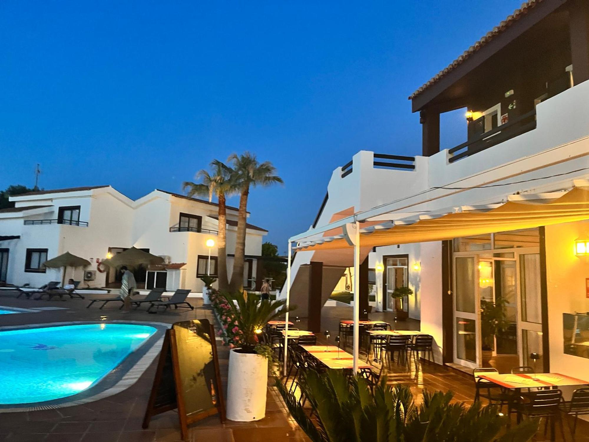 Nuramar Aparthotel Cala'N Bosch  Extérieur photo