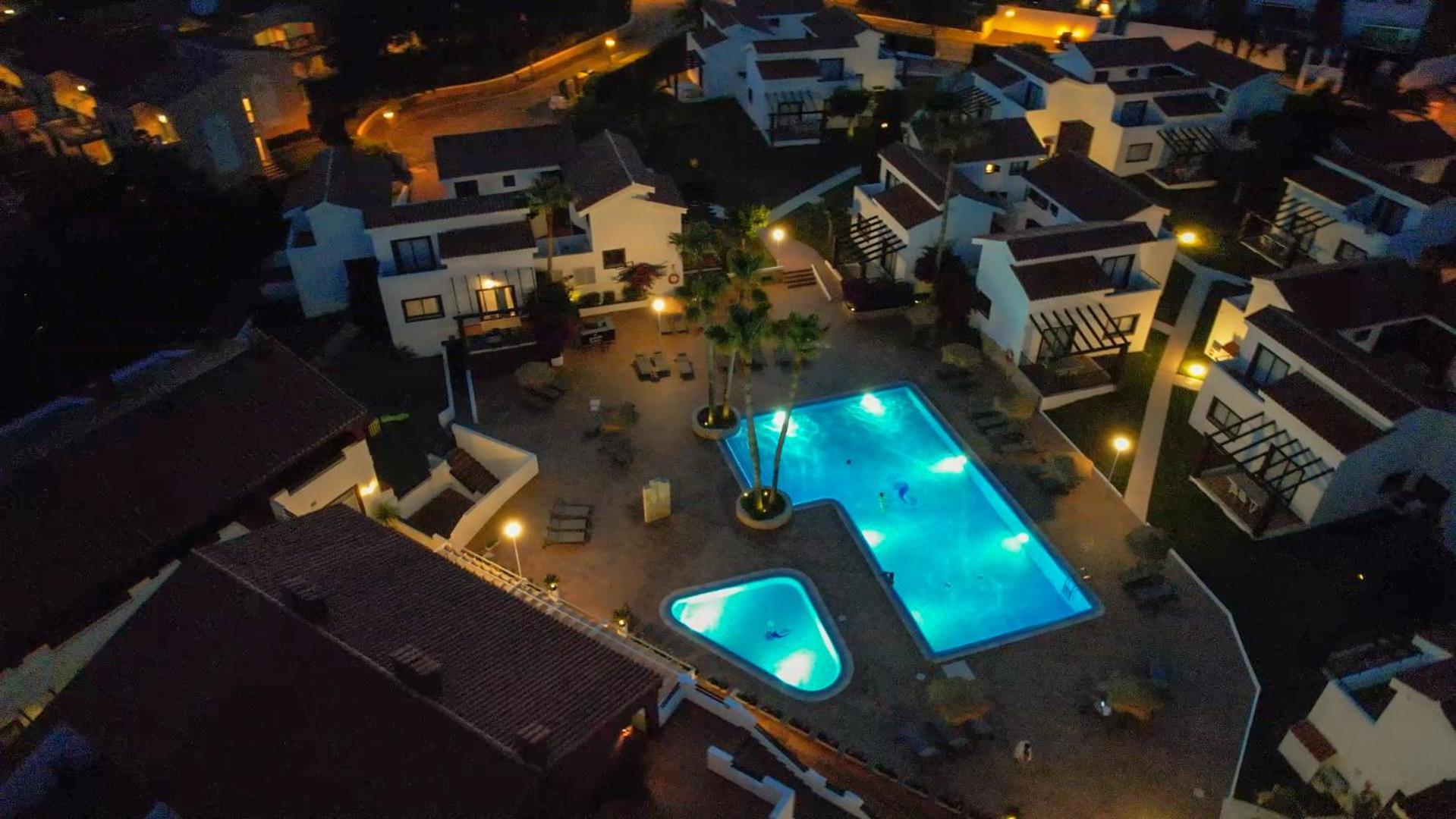 Nuramar Aparthotel Cala'N Bosch  Extérieur photo