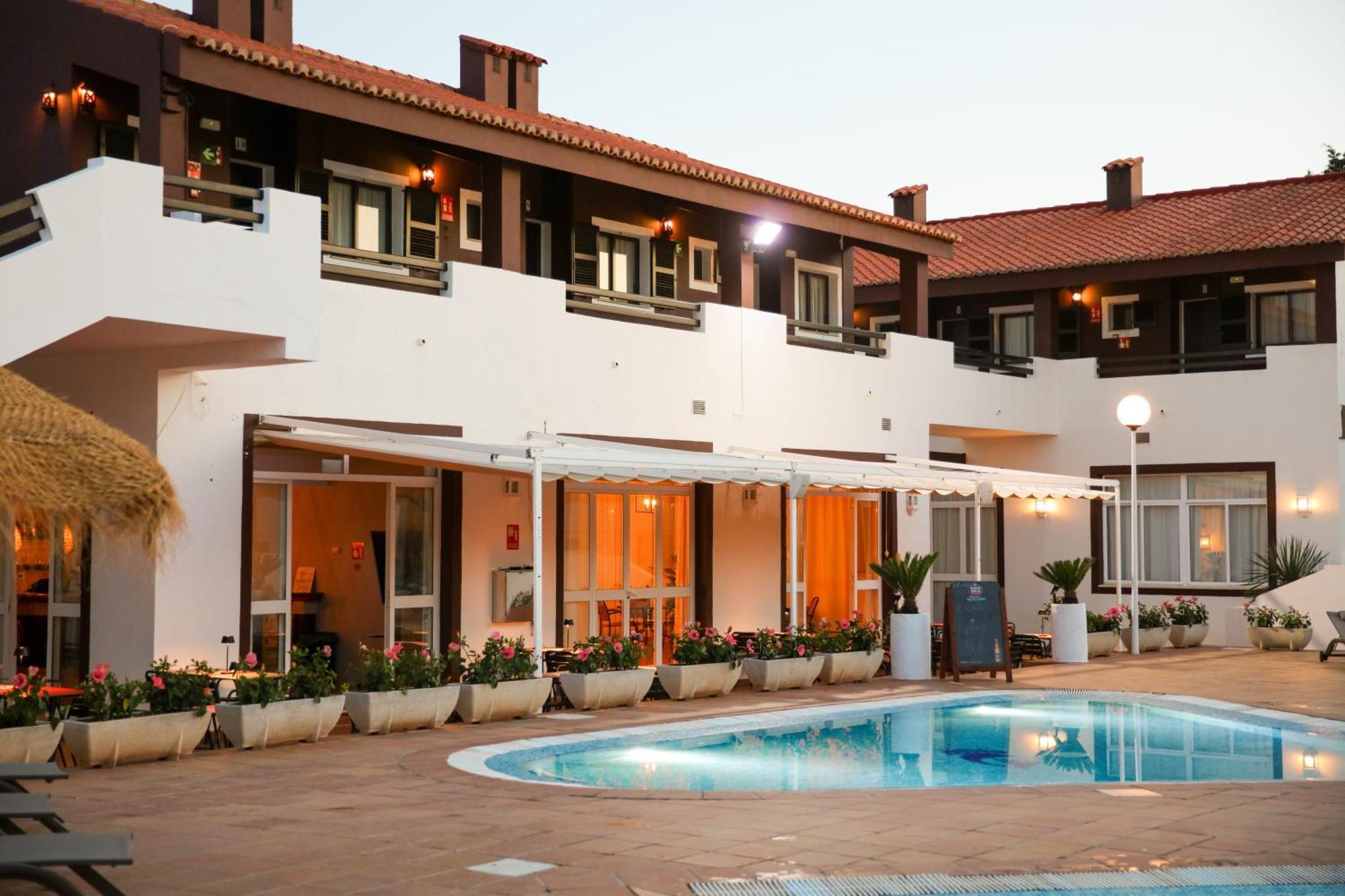 Nuramar Aparthotel Cala'N Bosch  Extérieur photo