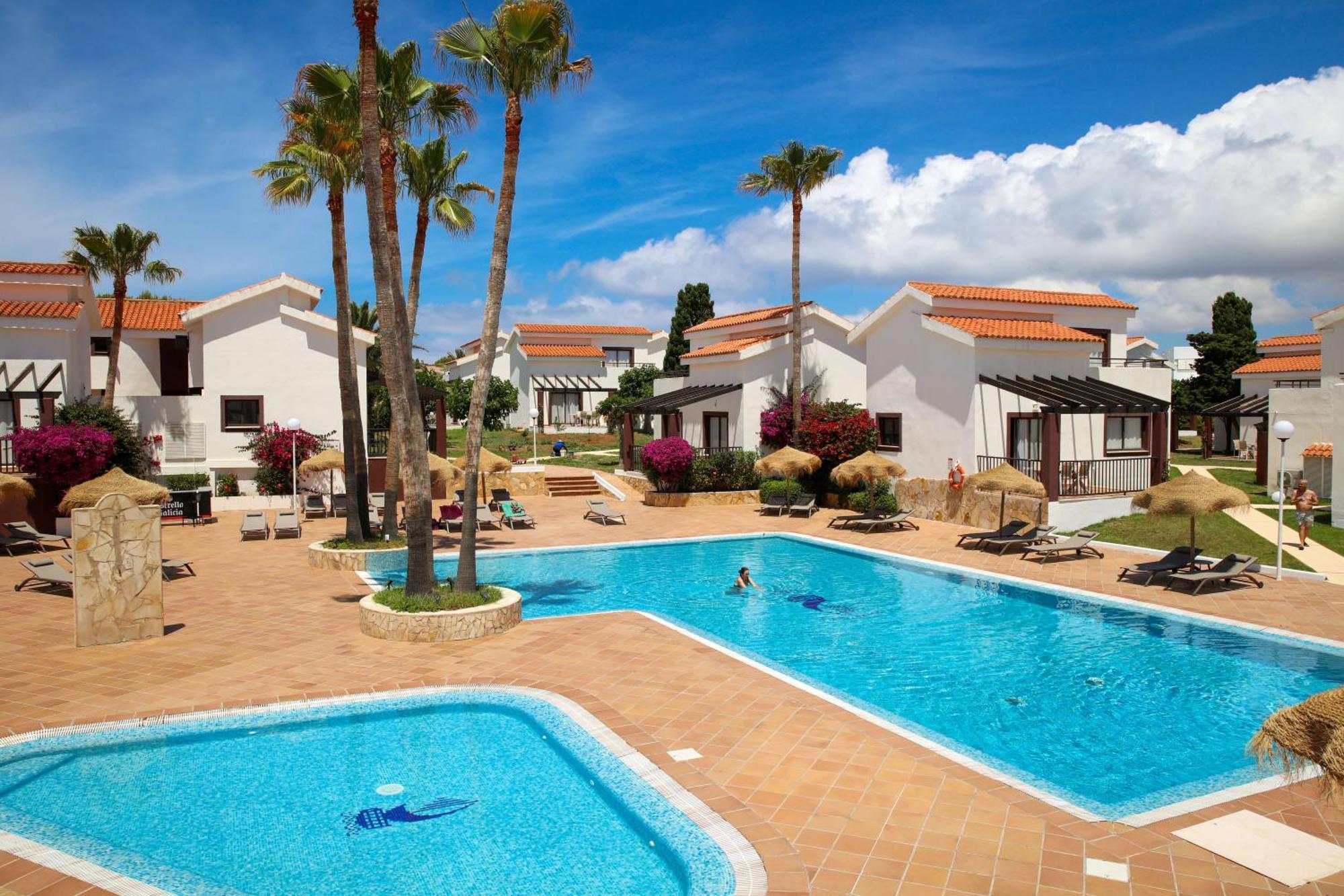 Nuramar Aparthotel Cala'N Bosch  Extérieur photo
