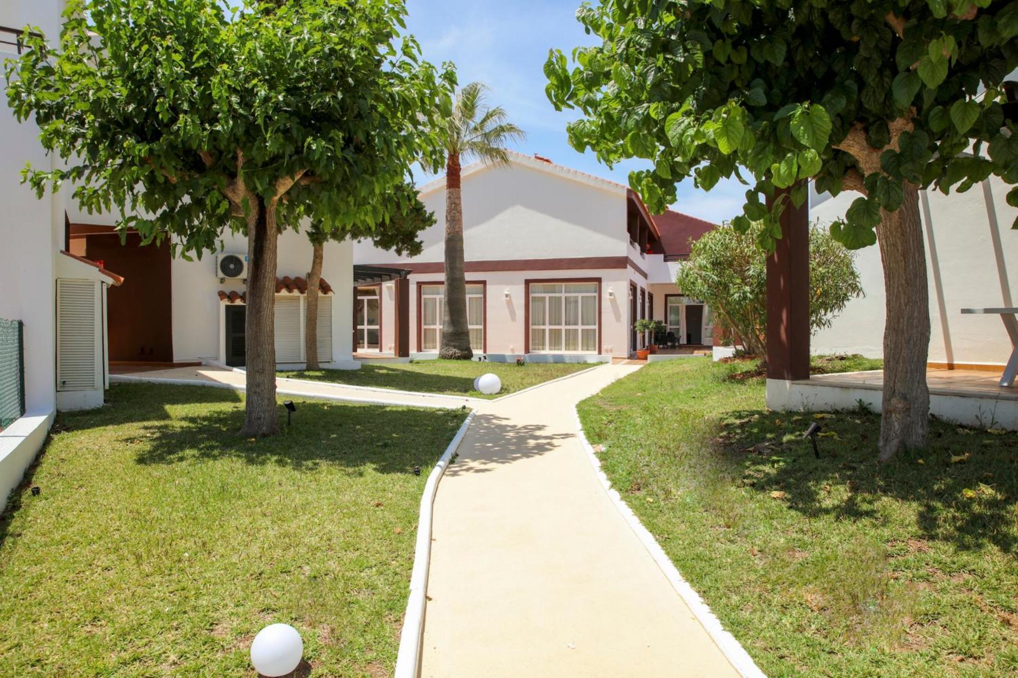 Nuramar Aparthotel Cala'N Bosch  Extérieur photo